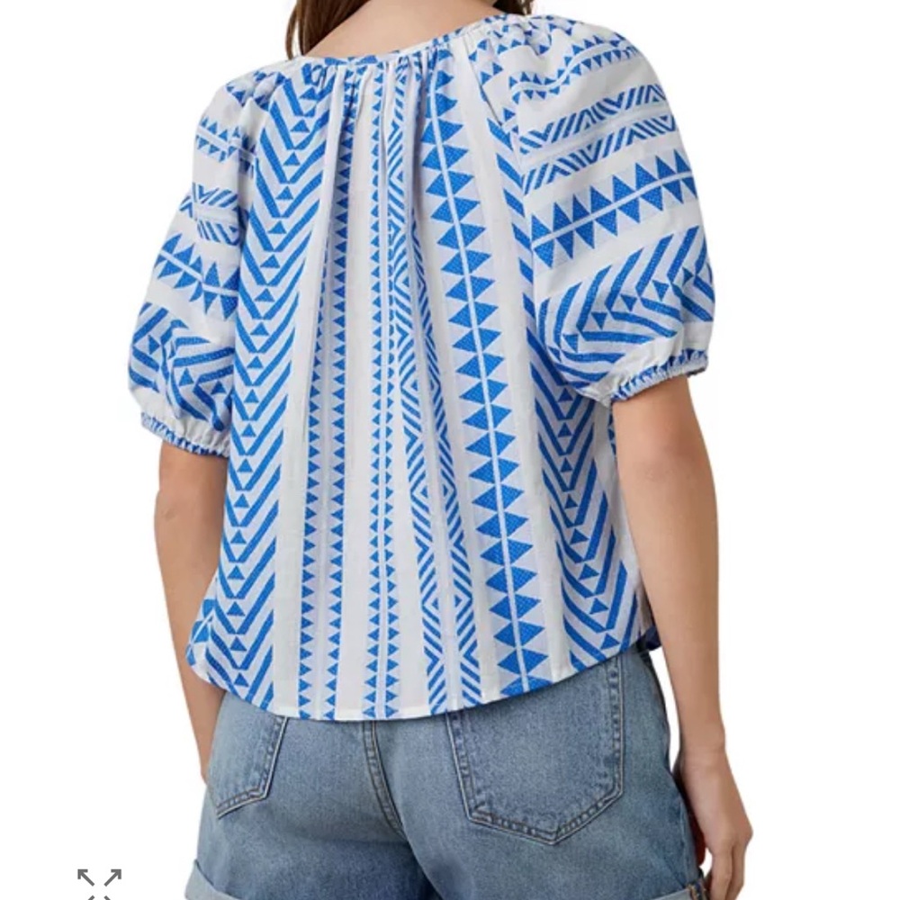 Velvet by Graham & Spencer Blue and White Geometric Blouse - Picture 2 of 4